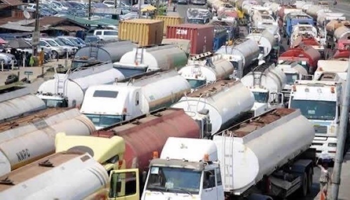 BREAKING: Marketers Warn of Nationwide Disruption Over Dangote Refinery’s Direct Supply Plan