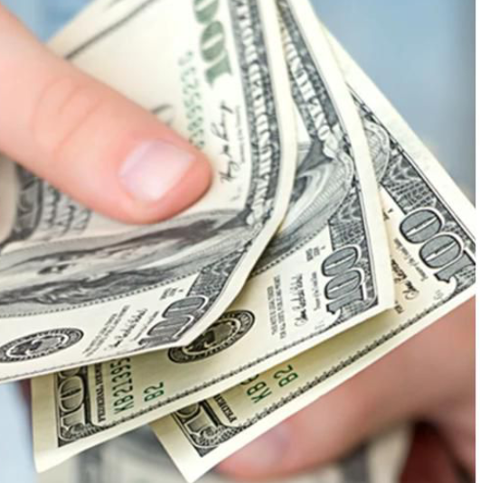 “Thank God, No Be Only You Be God’s Favorite” — Lady Shares Her Friend’s Shocking Reaction After She Couldn’t Offer Financial Help for the First Time