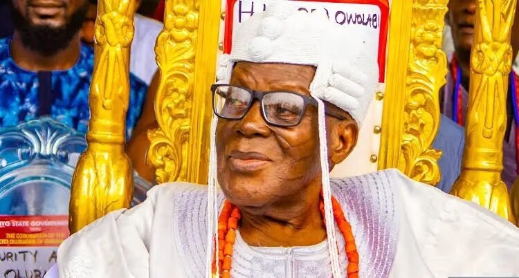 TEARS IN IBADAN: Olubadan Olakulehin Dies at 90, Just Two Days After Birthday Celebration