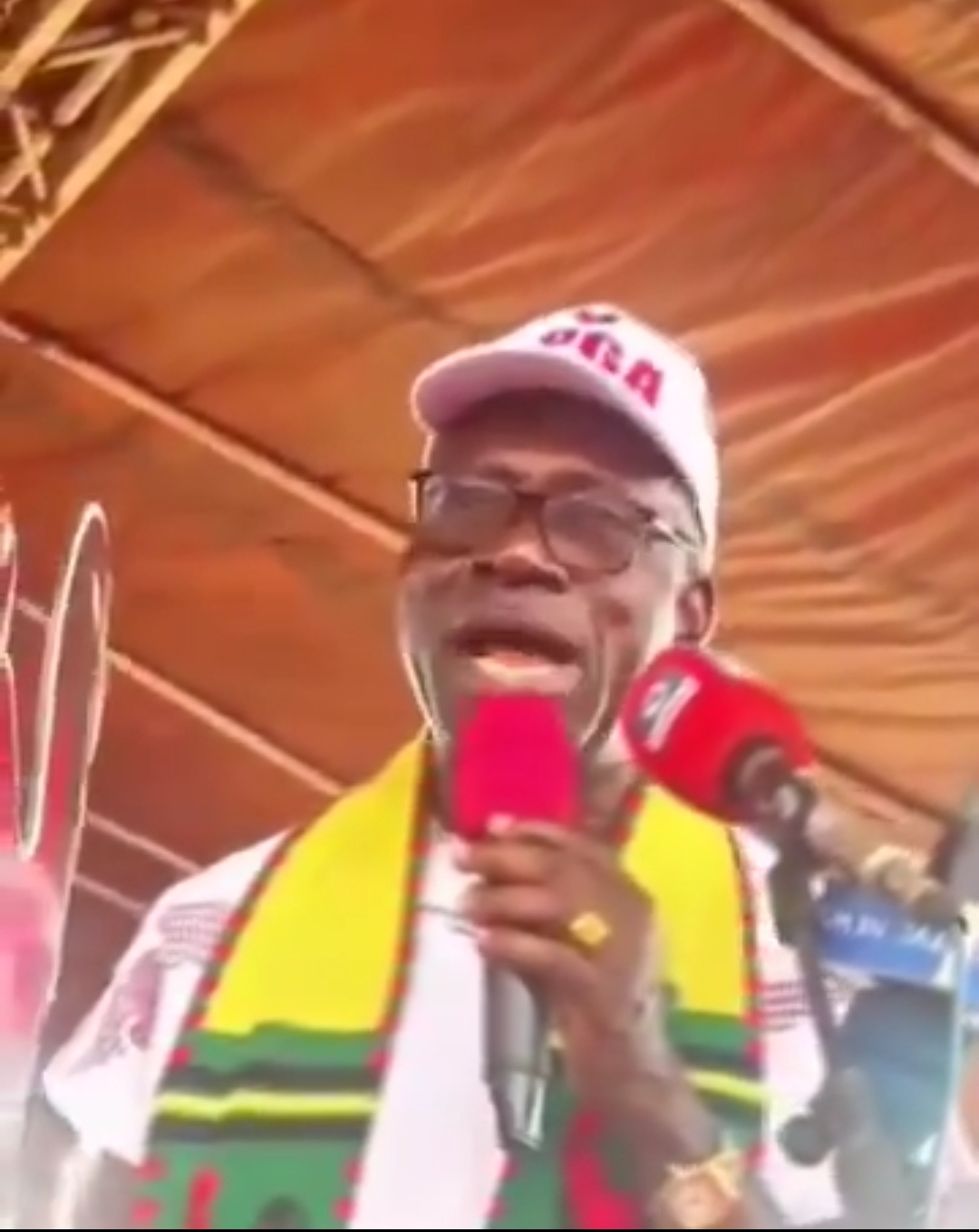 Soludo mocks APC candidates over ‘F9 economics’ and ‘fake PhD’ claims as Anambra election heats up